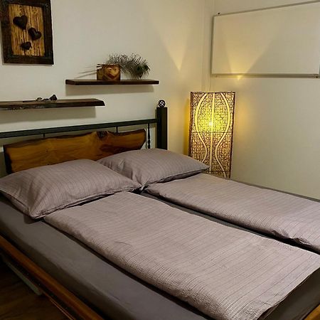 Apartman Slnecna Terasa S Vlastnym Parkovanim Na 2 Auta Lägenhet Žilina Exteriör bild