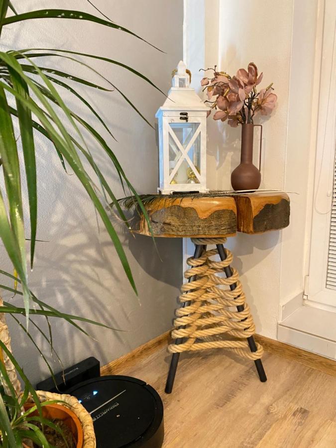 Apartman Slnecna Terasa S Vlastnym Parkovanim Na 2 Auta Lägenhet Žilina Exteriör bild