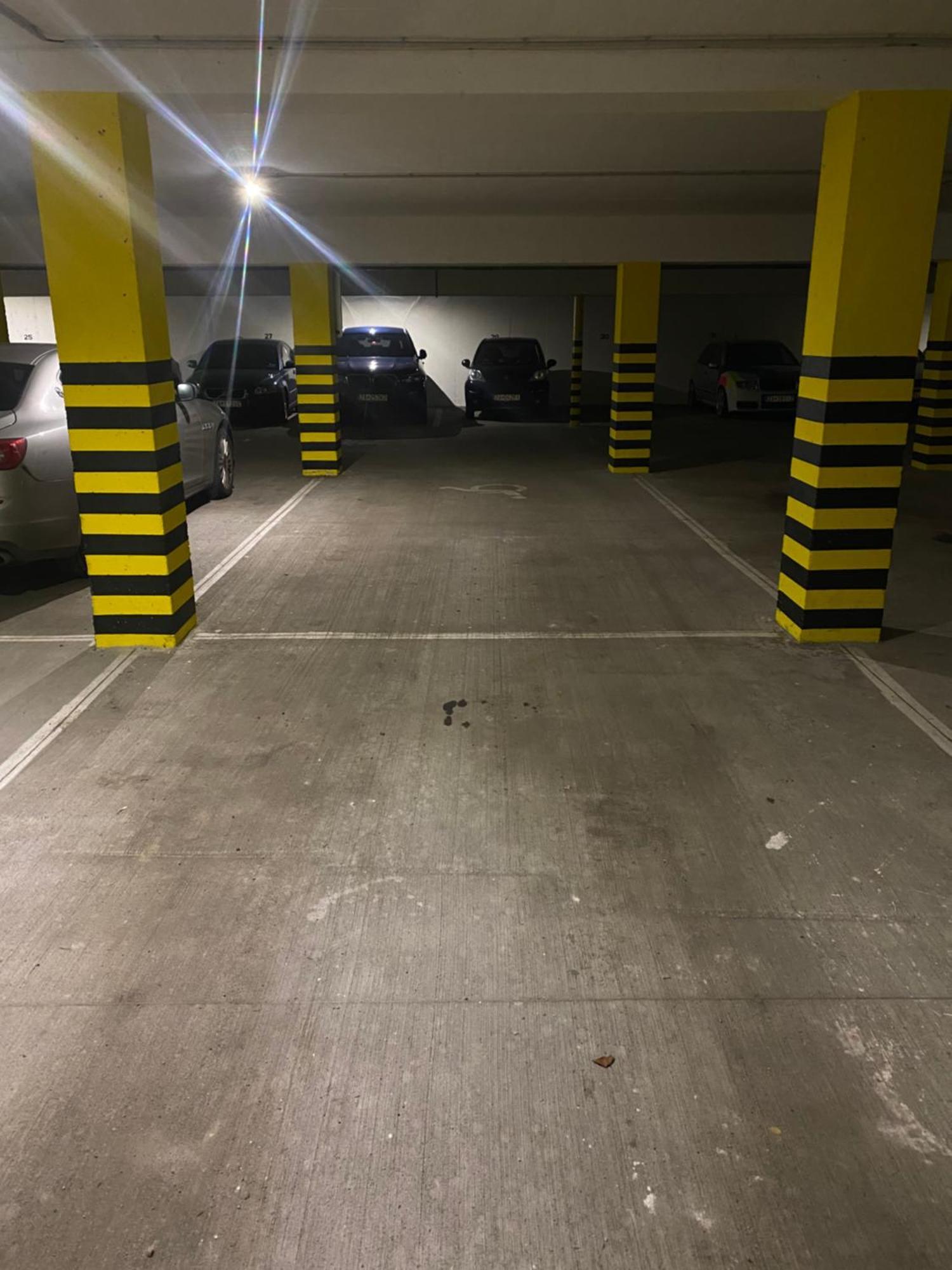 Apartman Slnecna Terasa S Vlastnym Parkovanim Na 2 Auta Lägenhet Žilina Rum bild